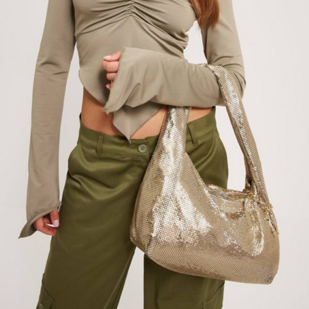 Steve Madden “Bemiliaa” Shoulder Bag Beautiful Handbag
